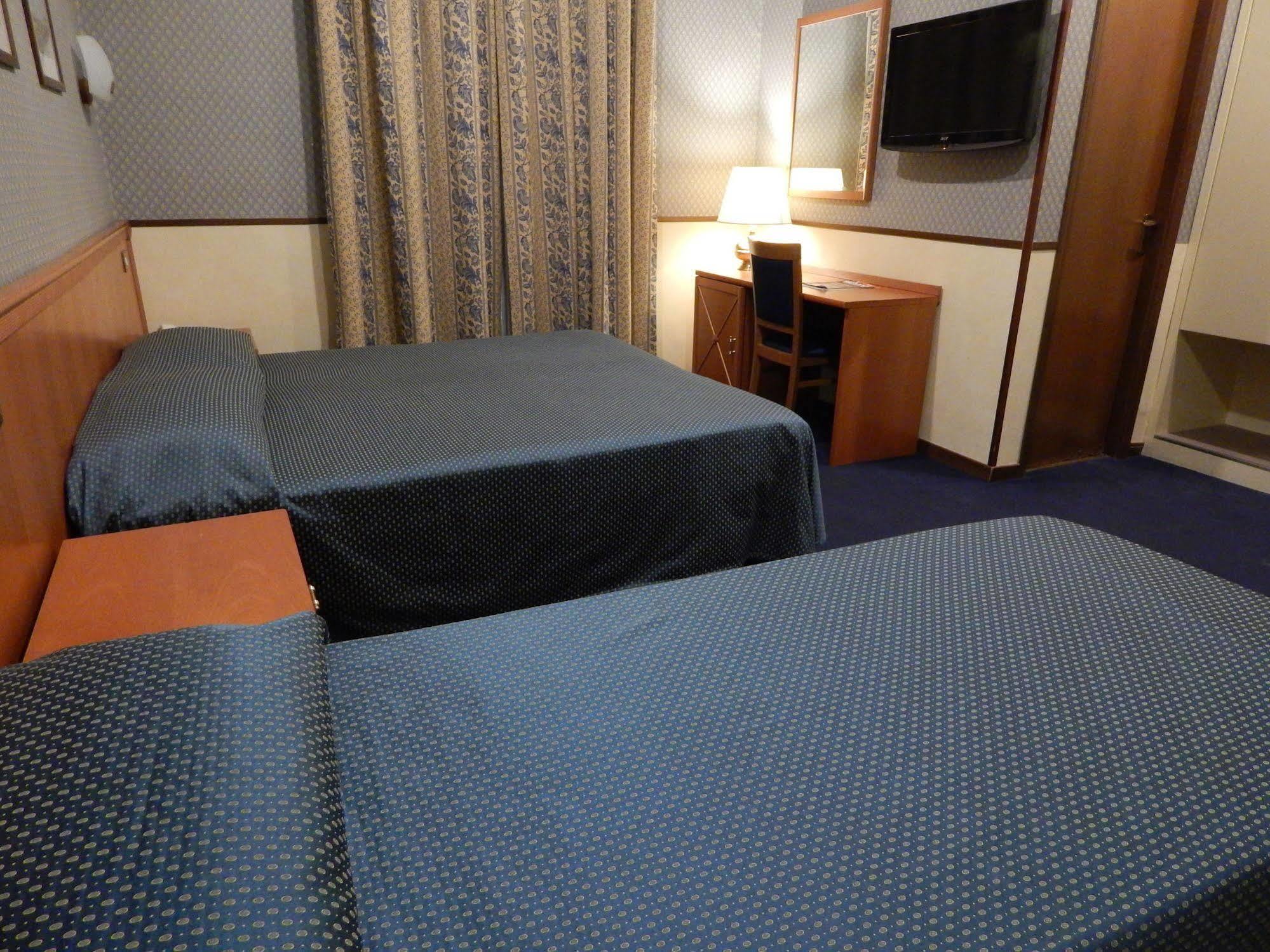 Garda 3* Rome